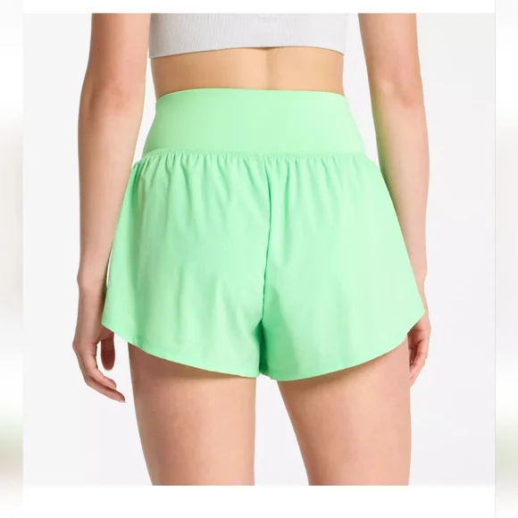NWT DSG Women's Lime Green High-Waisted Shorts Size Medium - Picture 3 of 4